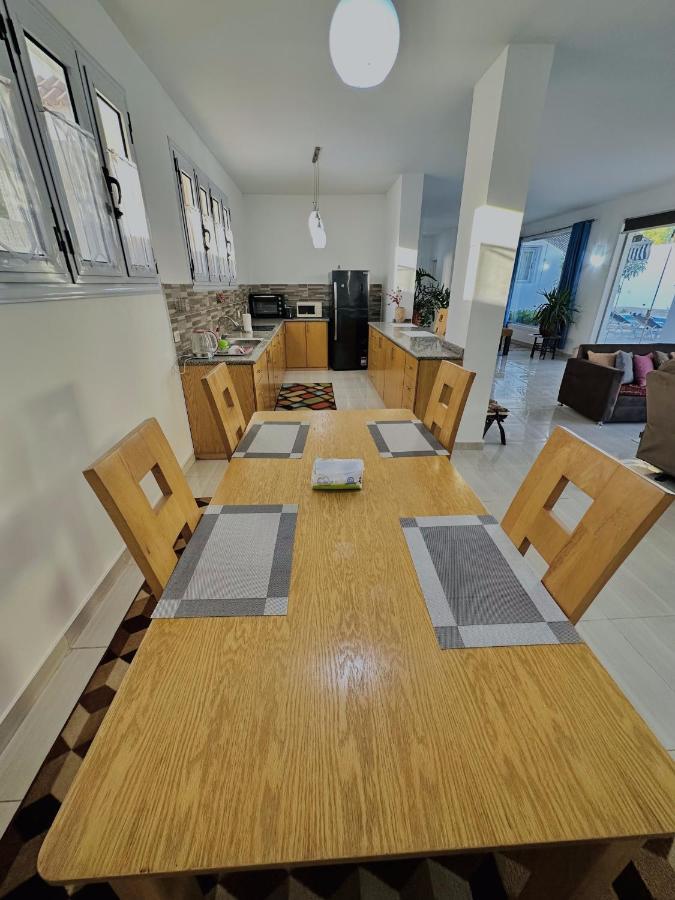 Luxor Rose Villa ภายนอก รูปภาพ